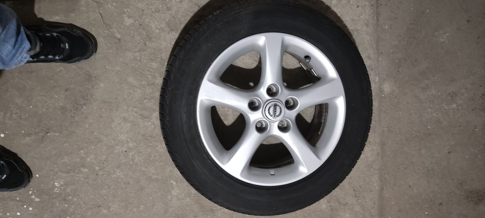 Anvelope Bridgestone vara 205/60 R16 (opțional jante aliaj 5*114.30)