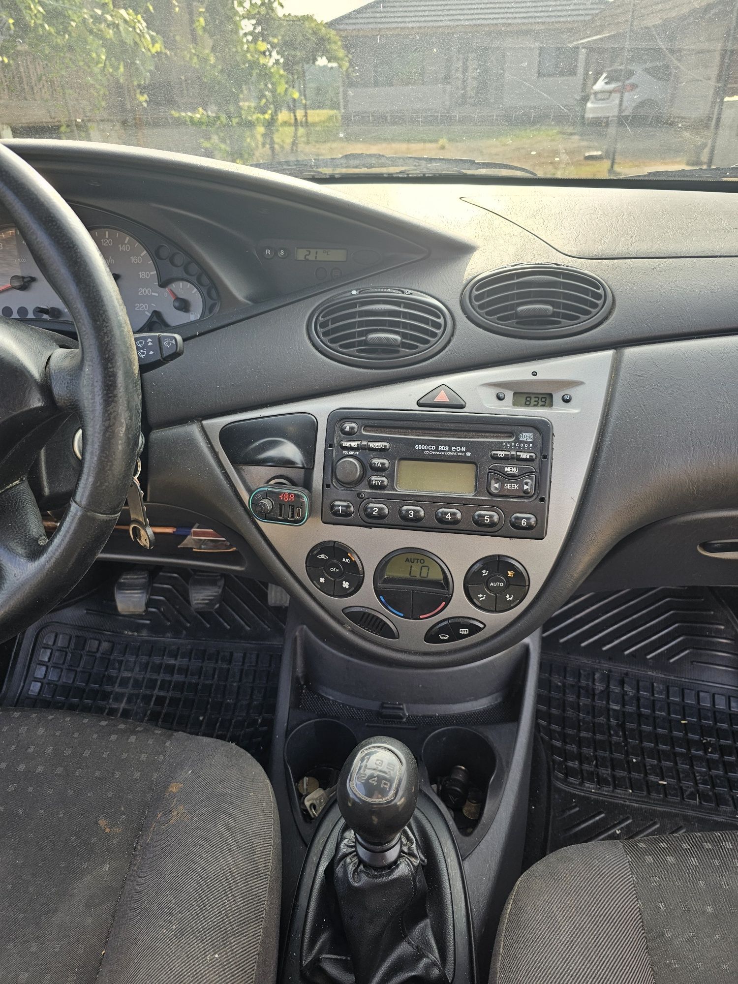 vând Ford Focus tdci