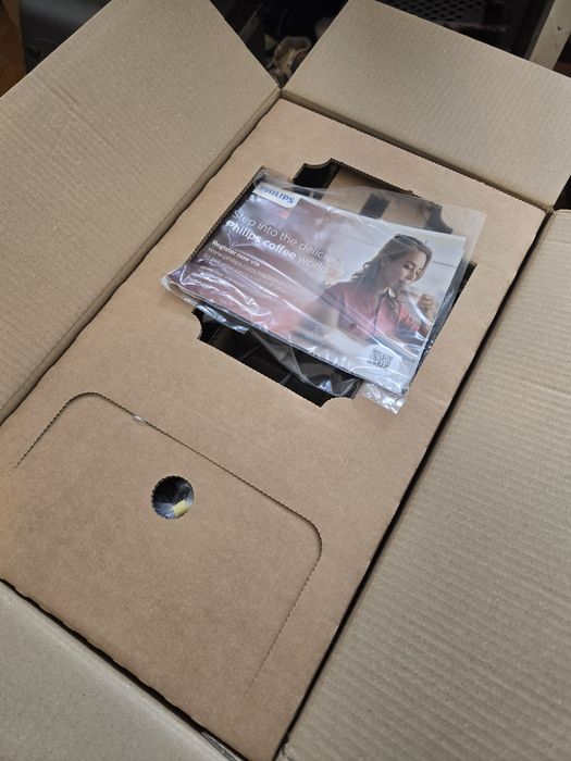 Espressor Philips seria 5500 LatteGo Ep5541.50