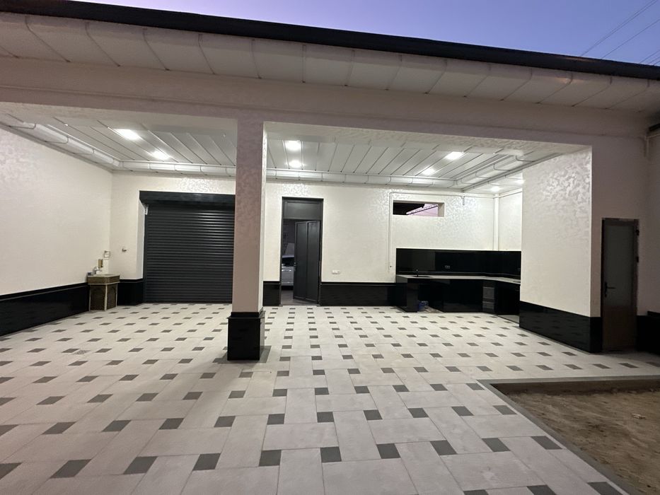 Уй сотилади 2,2 сотих 6 хона