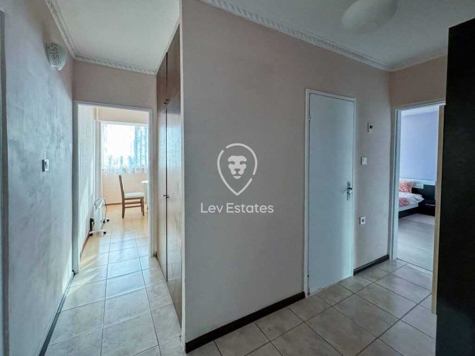 Продава се Двустаен апартамент в Бургас, Братя Миладинови - 61 кв.м за 2181 €/кв.м - Снимка #8