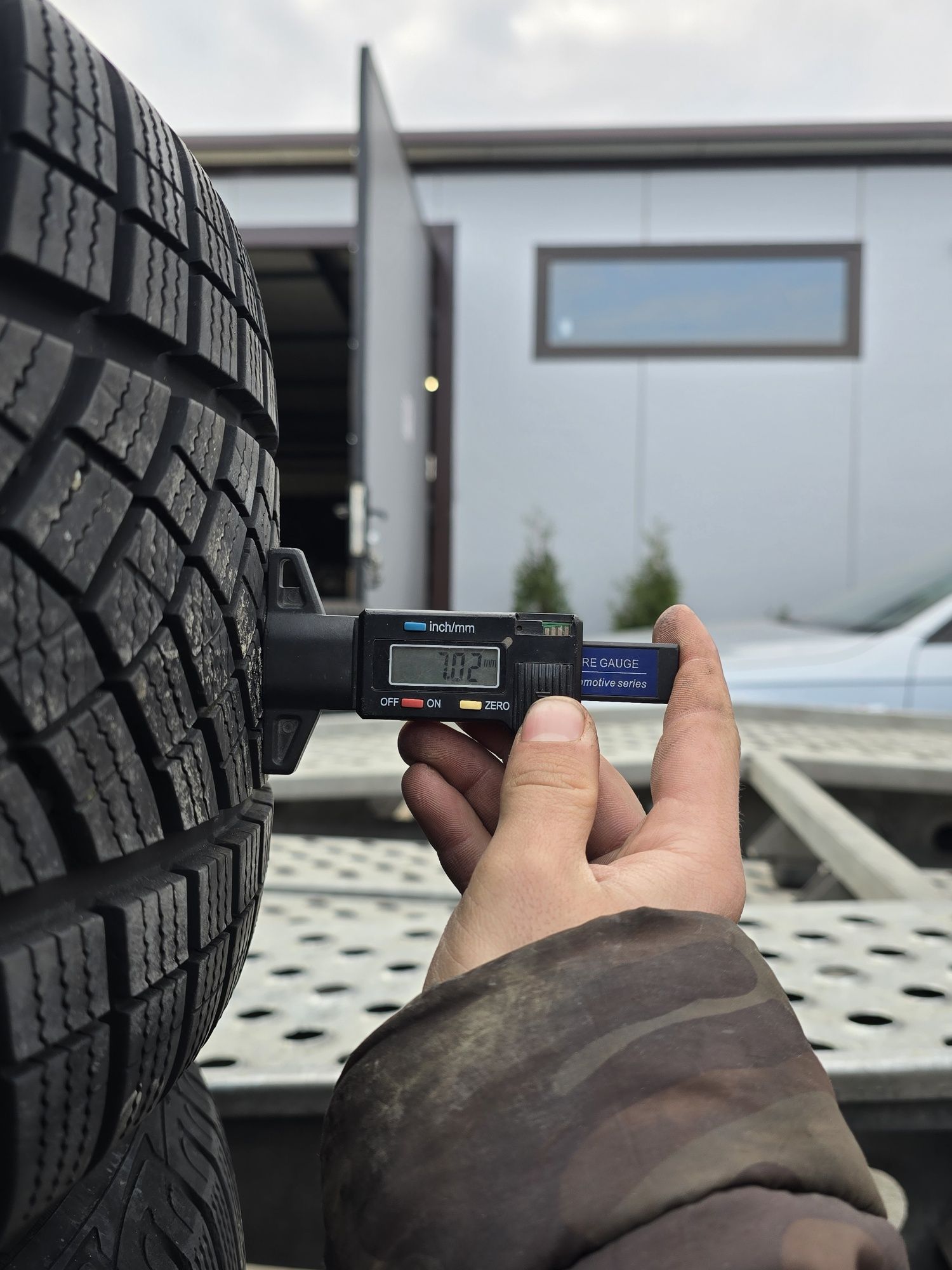 2 Броя 255/55/19 Goodyear 7mm 2023DOT КАТО НОВИ