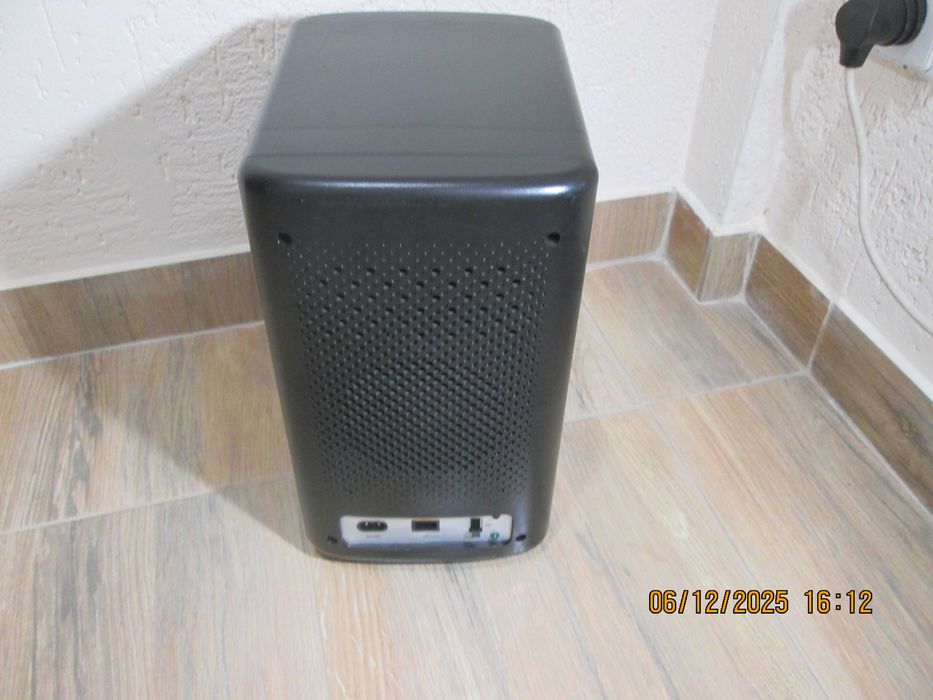 мини  хладилник -охладител/отоплител