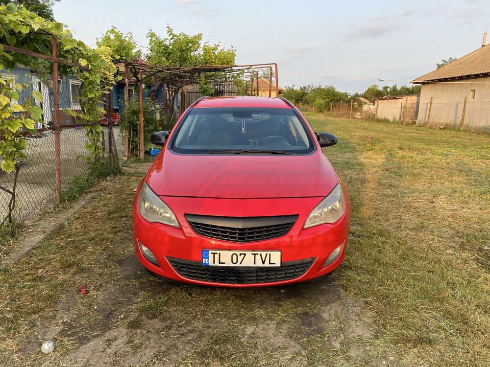 Opel astra j 2012