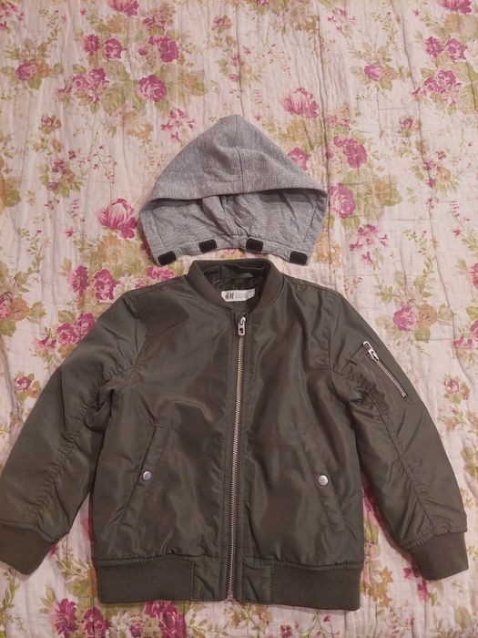 Geaca H&M baieti mărimea 98-104