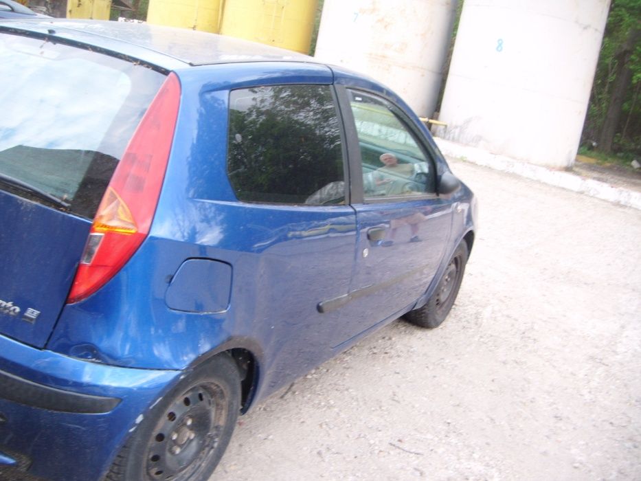 Фиат Пунто 1.2 60 к.с. 2001 година -Само на части