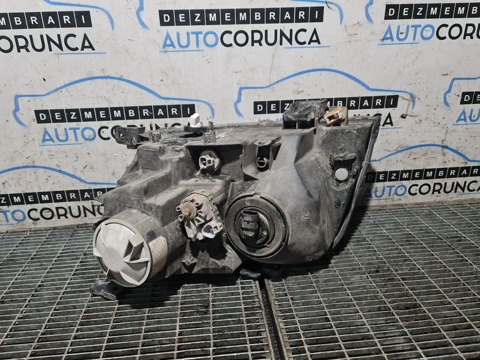 Far Dreapta Suzuki Grand Vitara 2006 - 2012 SUV 4 Usi (1308) Cu lupă