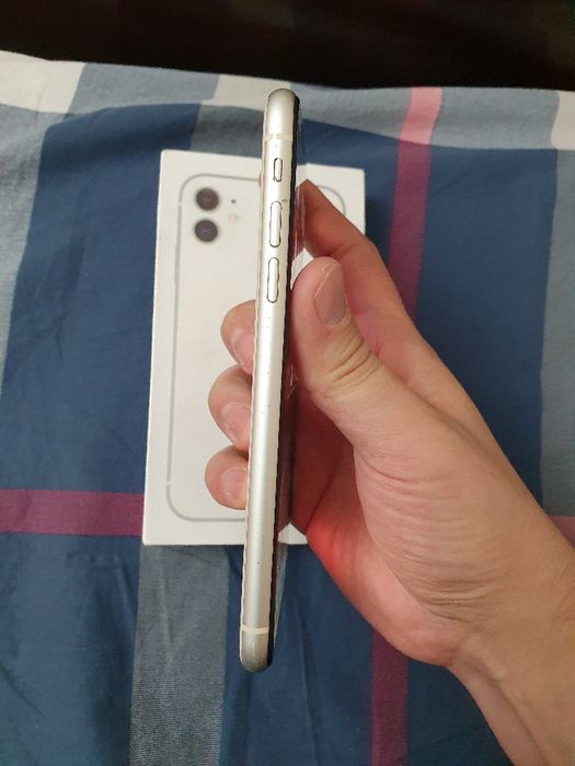 Srochna sotiladi Apple Iphone 11 128GB RU/A White Original Karobkali