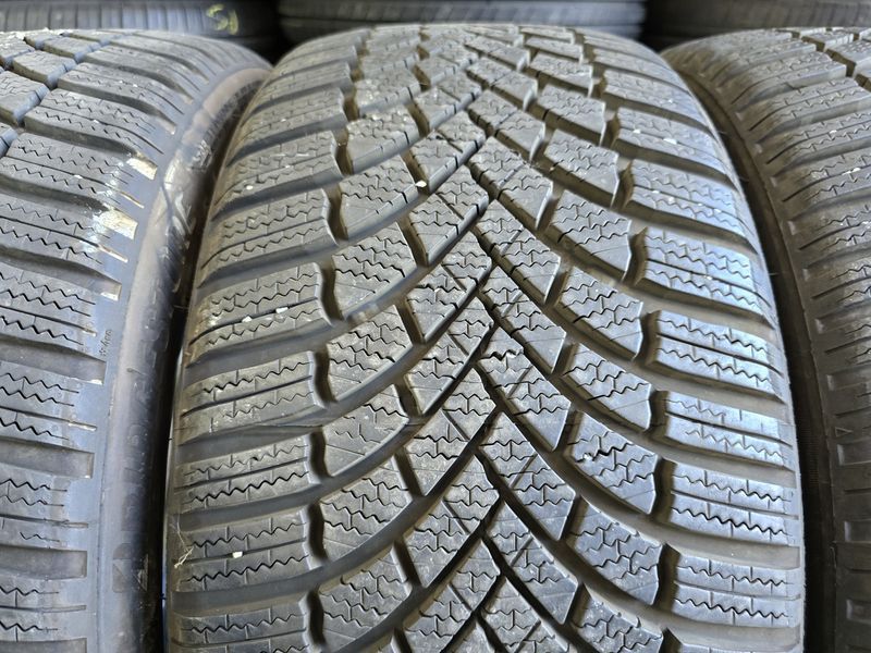 225/40/18 BRIDGESTONE 4бр