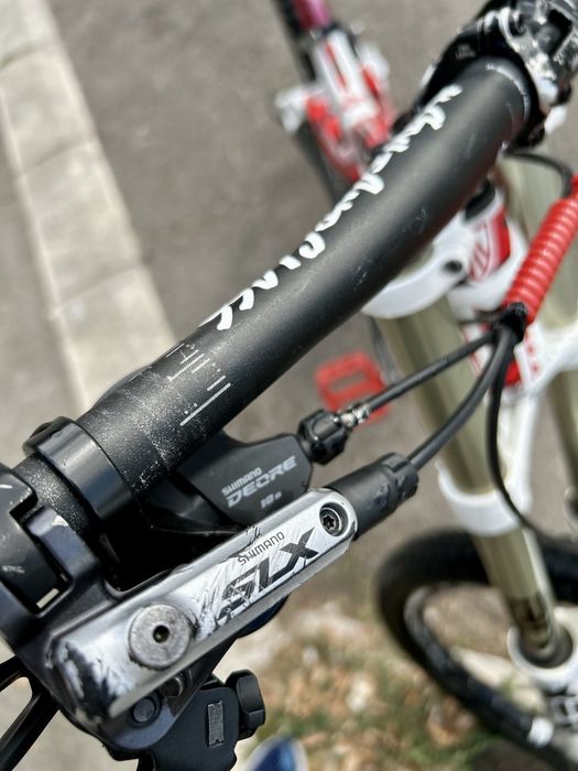 Dh колело Trek Session 8