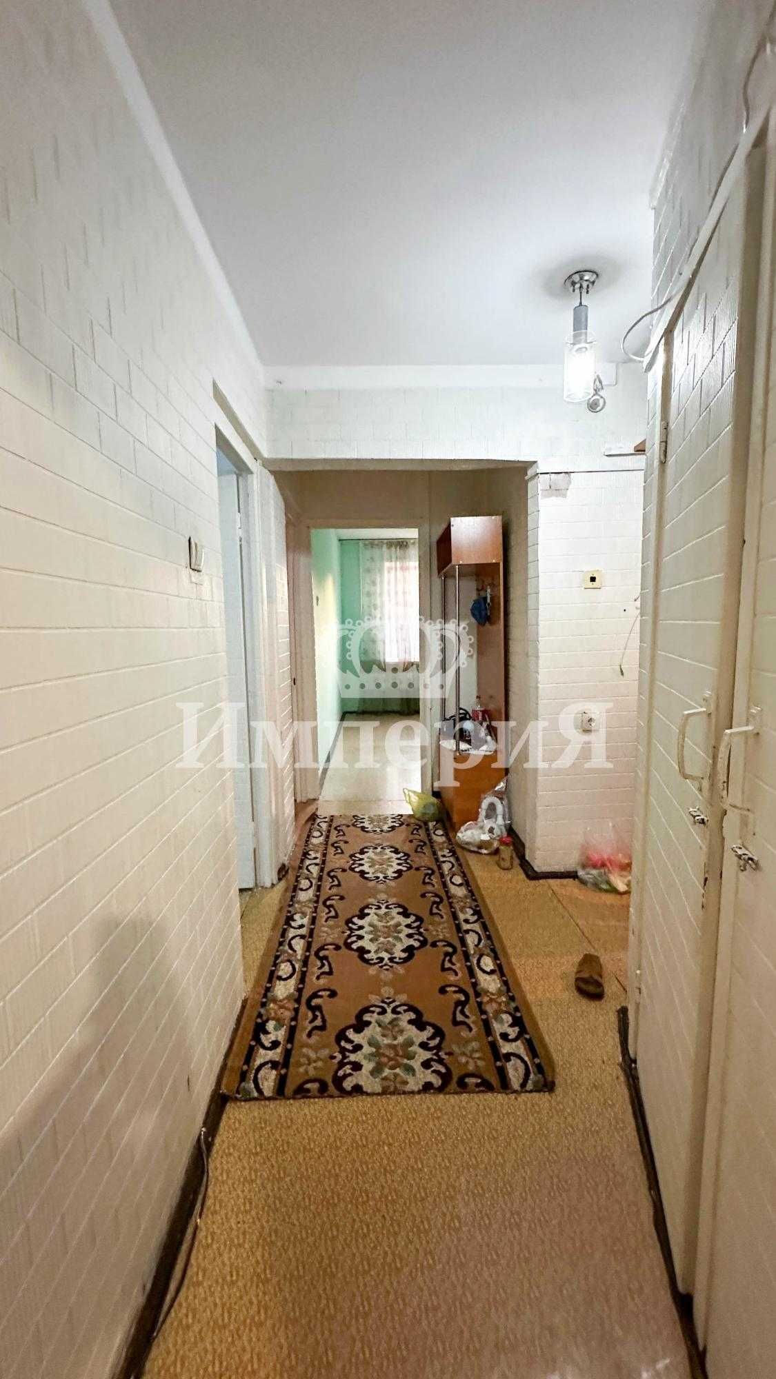 Продам 3 ком 4 мкр Айжан Империя