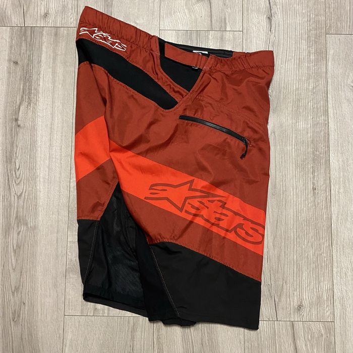 Alpinestar Racer L endura troy lee designs fox racing poc specialized