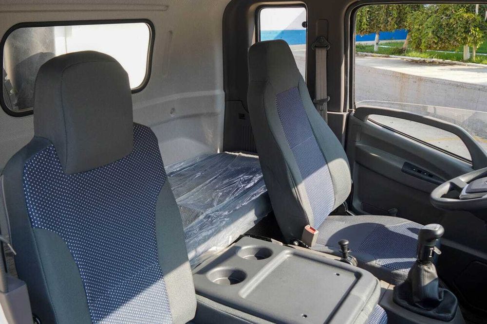 Автофургон цельнометалический  FAW Tiger-V 4x2  21 куб.м 7 тонна