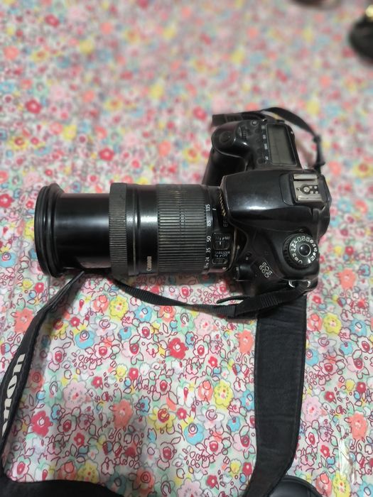 Фотоаппарат conon EOS 60 D