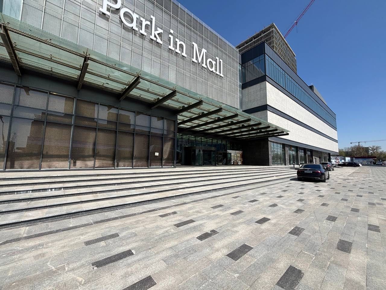 Сдаётся помещение в ТРЦ “PARK IN MALL”, 145м2