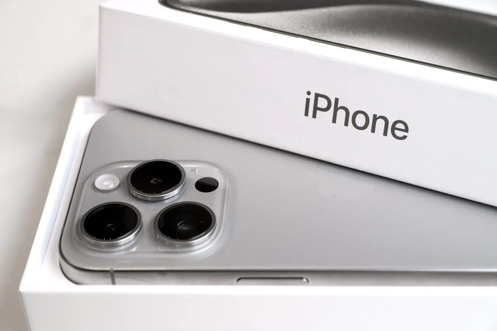 Iphone 16 pro max 256 Esim