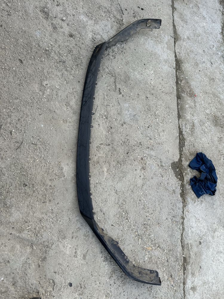 Spoiler inferior bară fată skoda octavia 4.sportline.