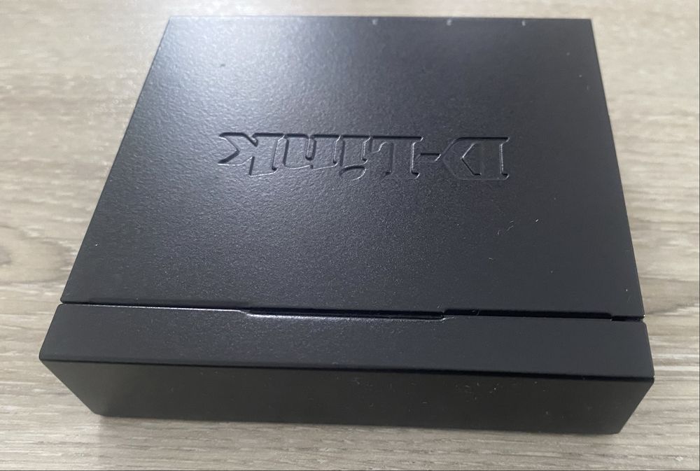 Switch D-Link DGS 105