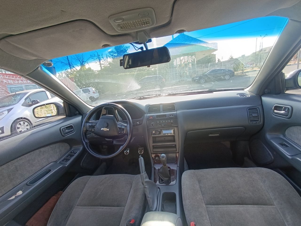 Nissan maxsima sotiladi