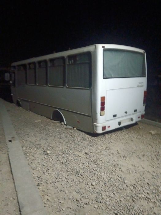 Isuzu avtobus kuzov