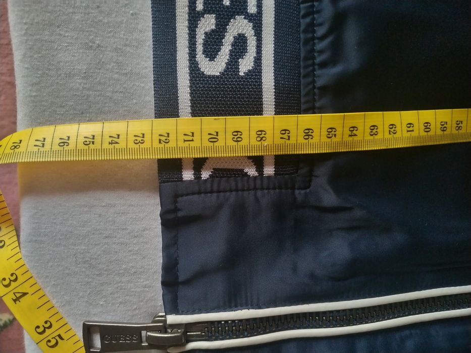 Geacă Guess subțire, L