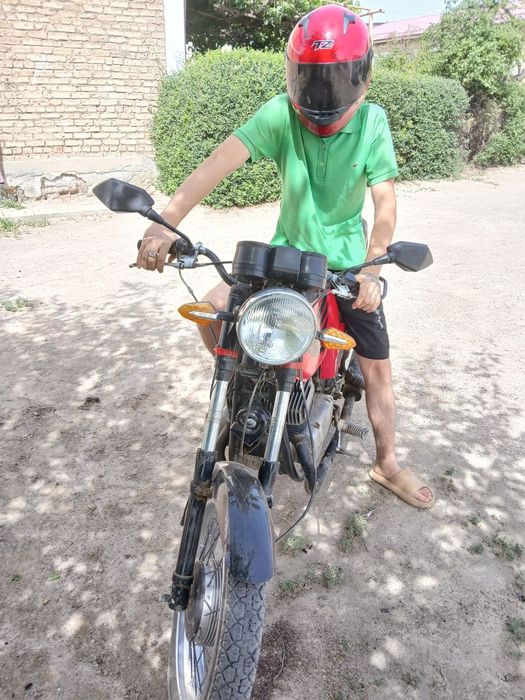 Мотоцикл Jawa в хорошем состоянии