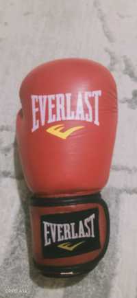 Перчатки боксерские Everlast