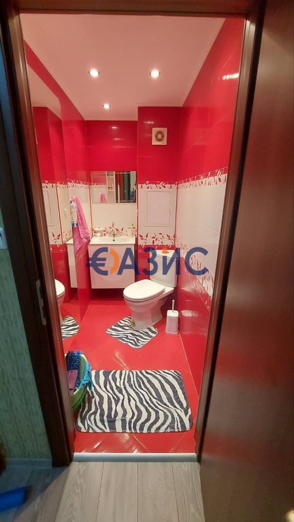 Продава се Тристаен апартамент в к.к. Слънчев бряг - 116 кв.м за 759 €/кв.м - Снимка #12