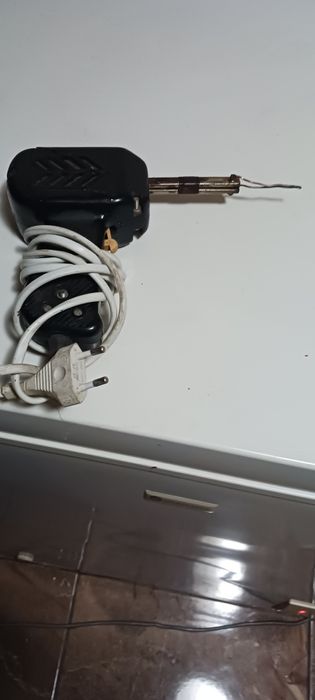 Vind pistol de lipit progresul București