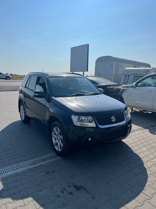 Dezmembram Suzuki Grand Vitara 1.9 diesel din 2010