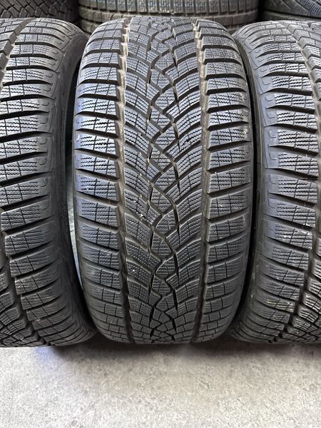 225/40/18 GOODYEAR 4бр