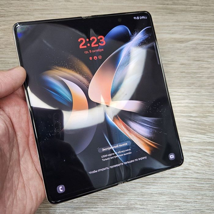 Samsung Fold4 xotirasi 12/256GB