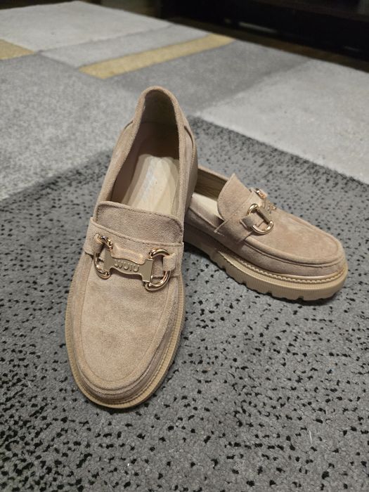 Обувки, бежов велур .Използвани 1,2 пъти