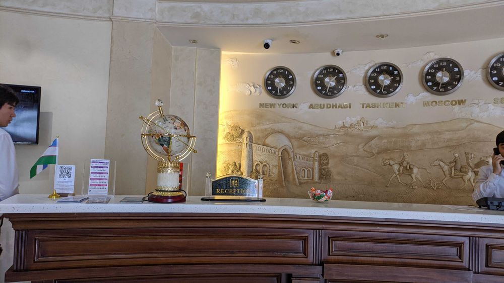 Раритетный глобус с камнями - ручная работа