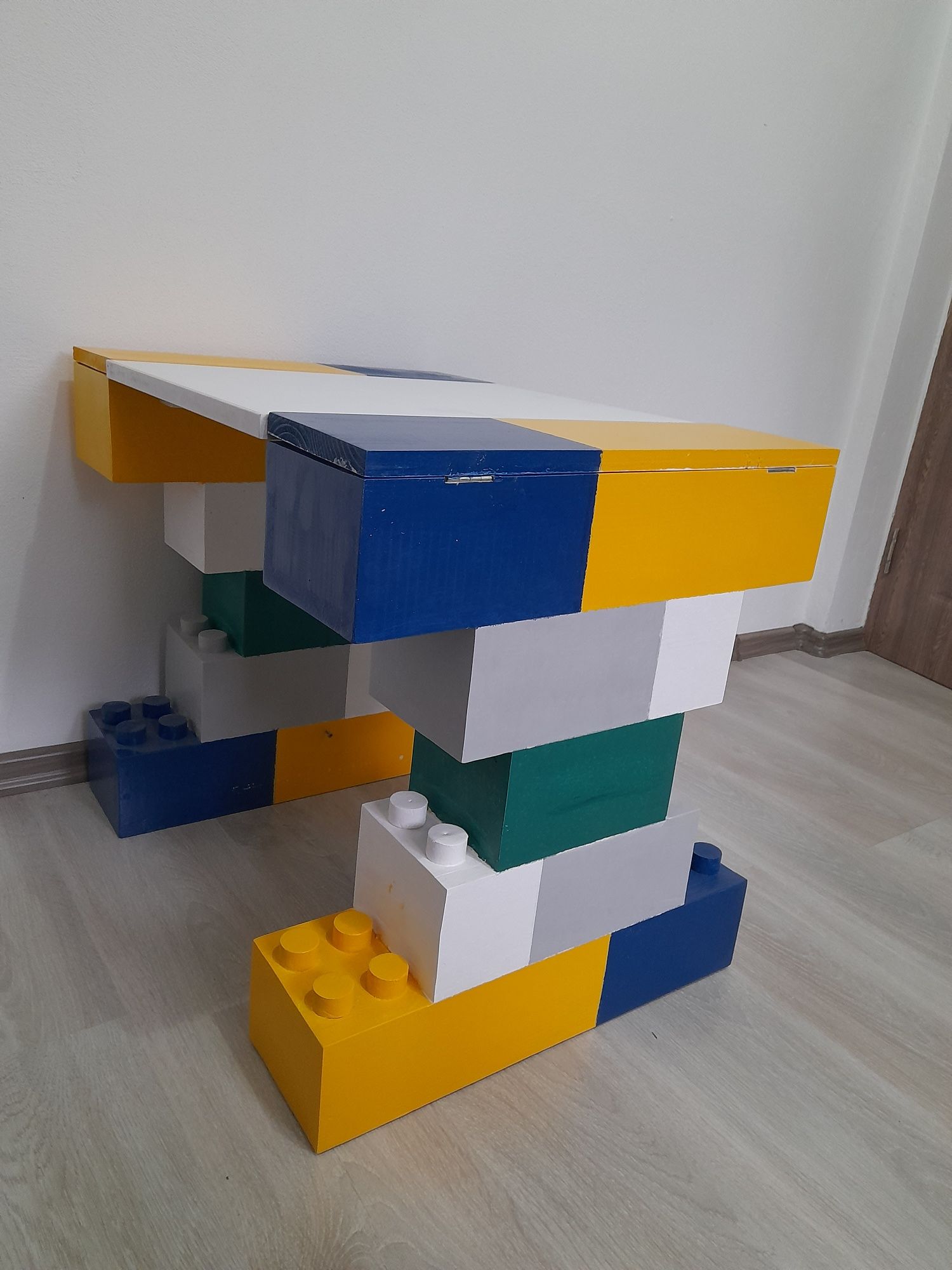 Lego masa si scaun pt. Copii