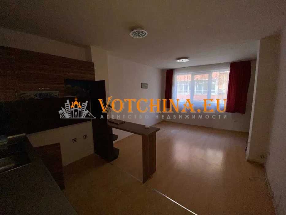 ID № 3833 Двустаен апартамент в град Варна, Левски.