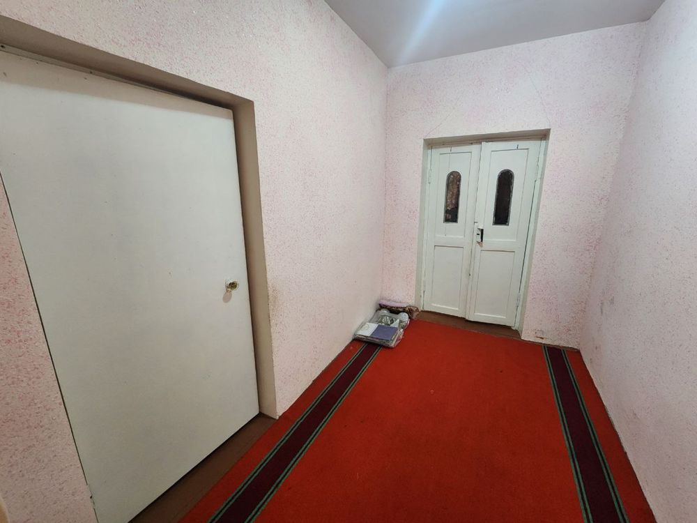 Продается дом 11 соток,8 комнат,локация Орта Чирчик Авангард