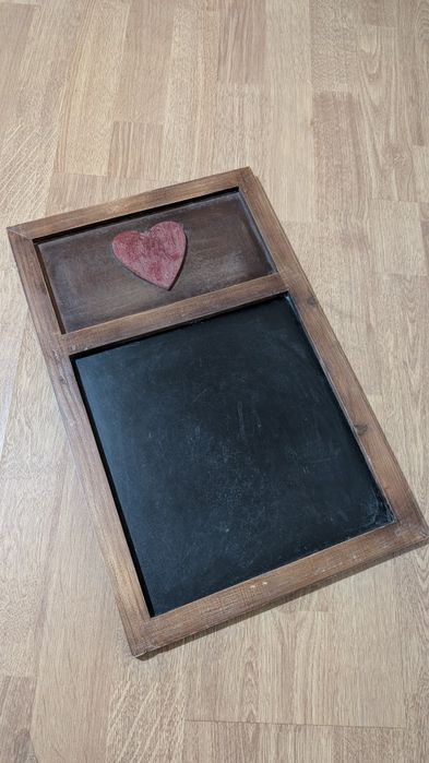 Panou decorativ cu tabla de scris