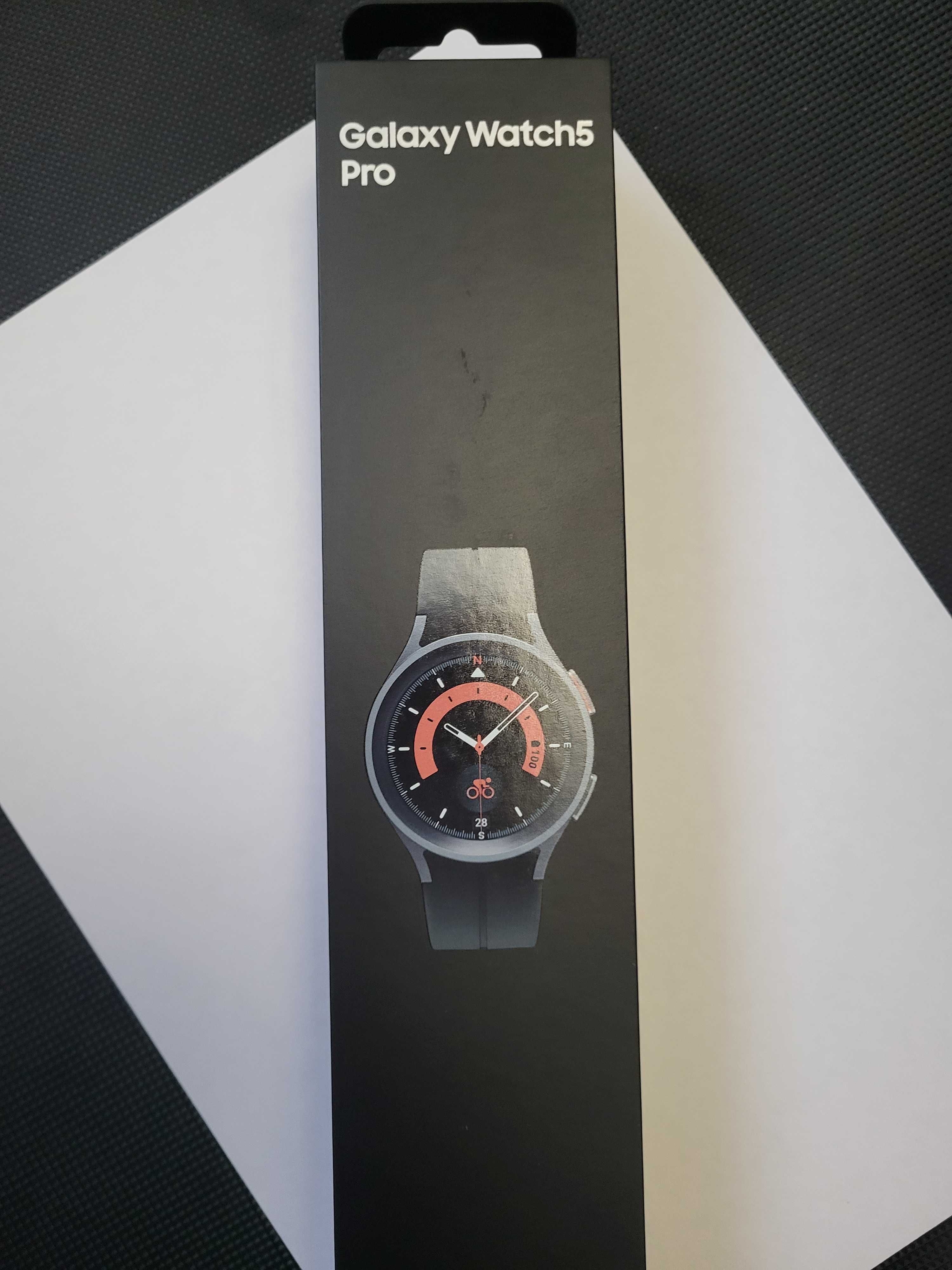 Смарт часы Samsung Galaxe Watsch 5 Pro