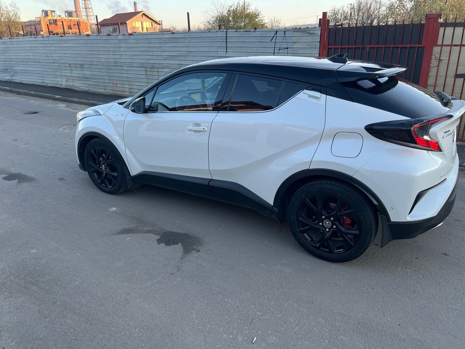 Toyota chr 2018,hybrid