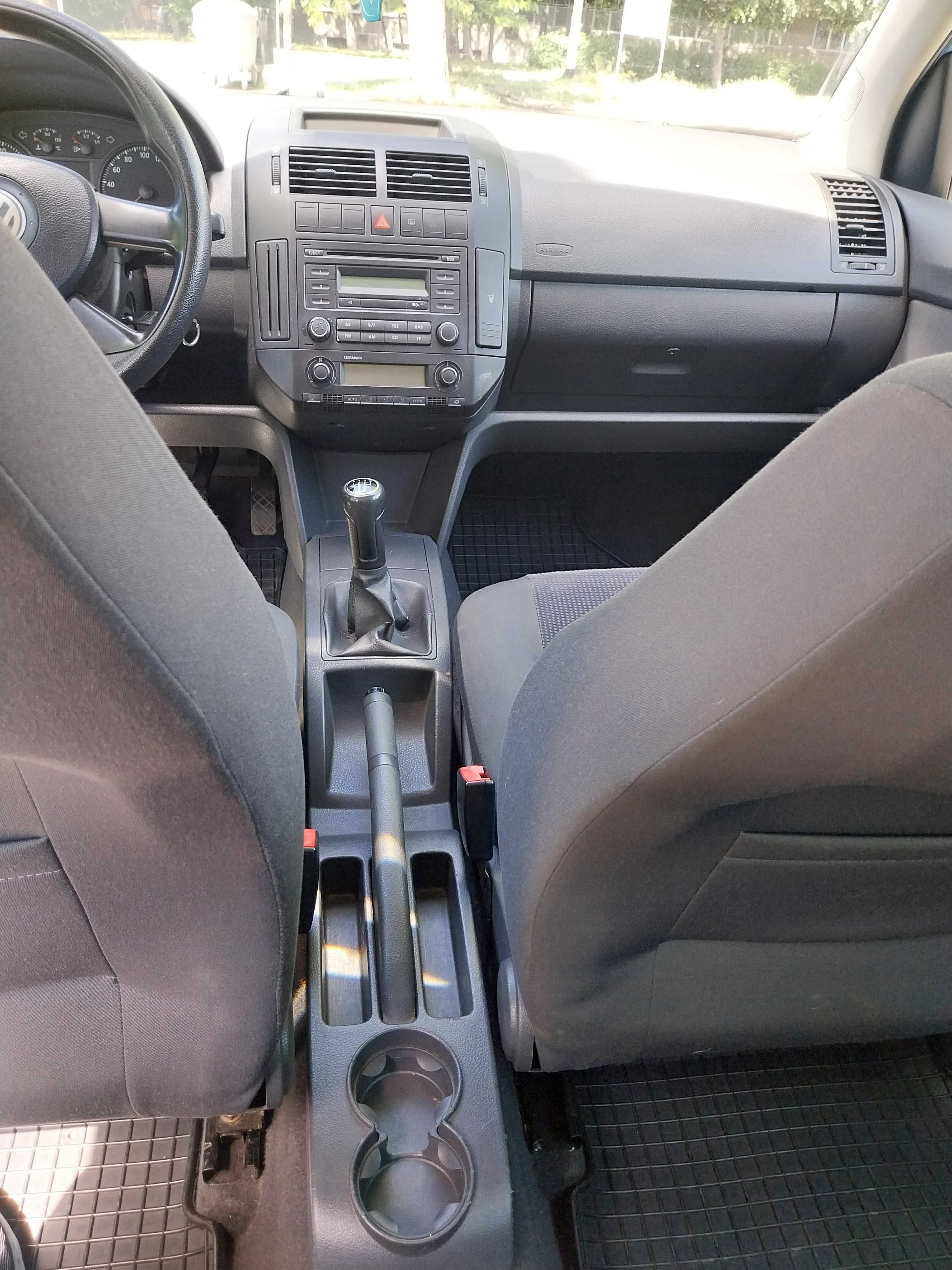 VW Polo 1,4  Колата е добре поддържана. Газ/бензин, икономична.