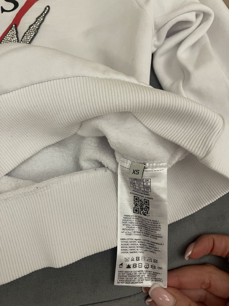 Суичър Guess