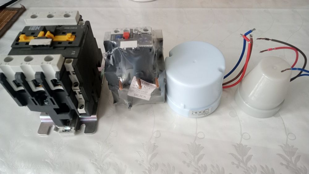 Контактор +с тепло реле.фото.реле 2 шт.всё новые