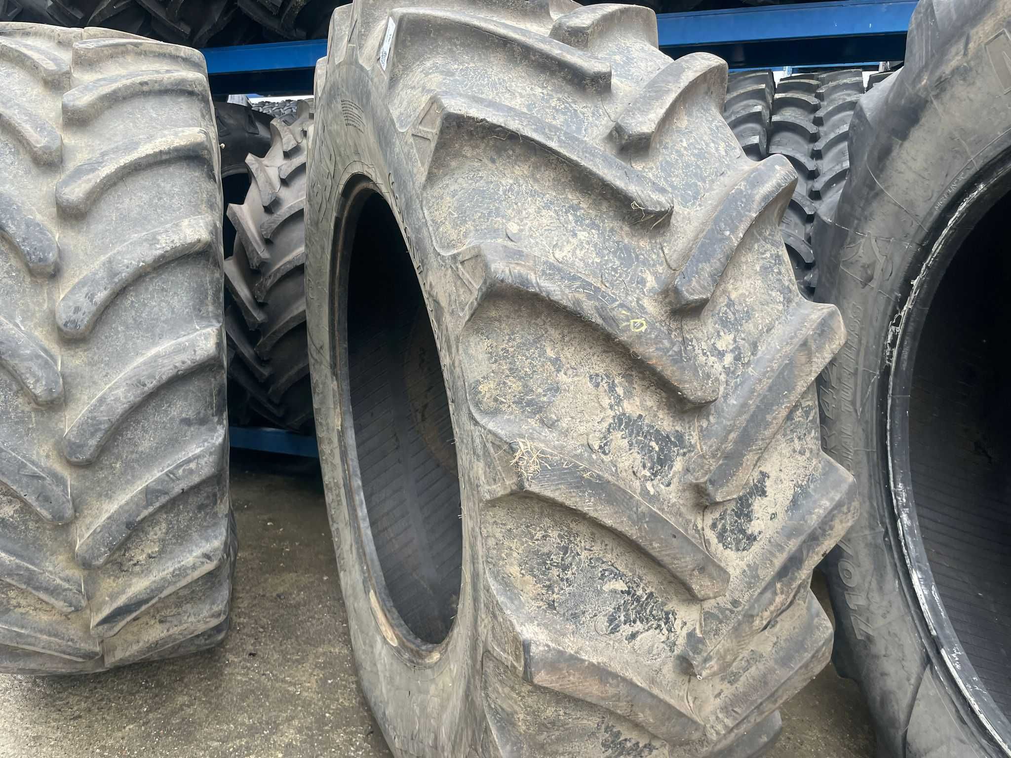 620/70r42 Cauciuc Second-hand bkt agrimax rt765