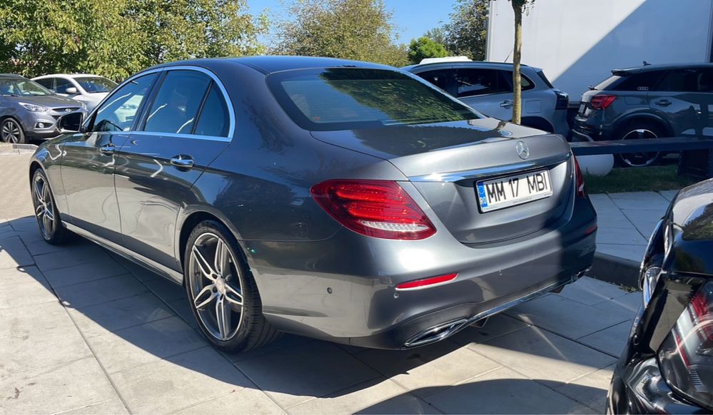 Vand Mercedes E220