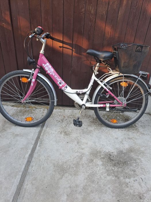 Vând bicicleta fete