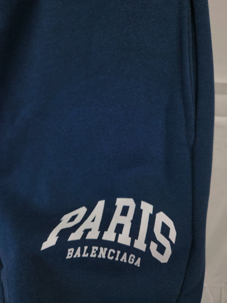 Balenciaga къси панталони