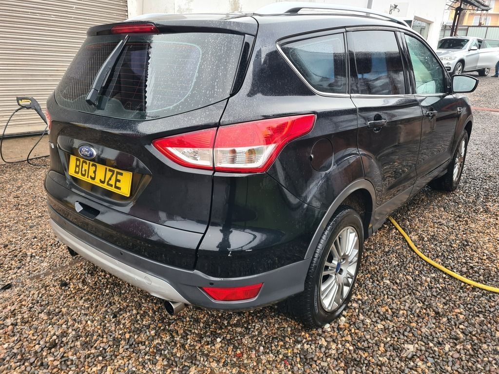 Dezmembrez Ford Kuga II 2.0 TDCI