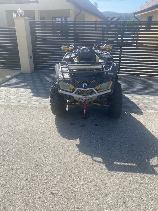 De vanzare Can Am Outlander scurt 800R..