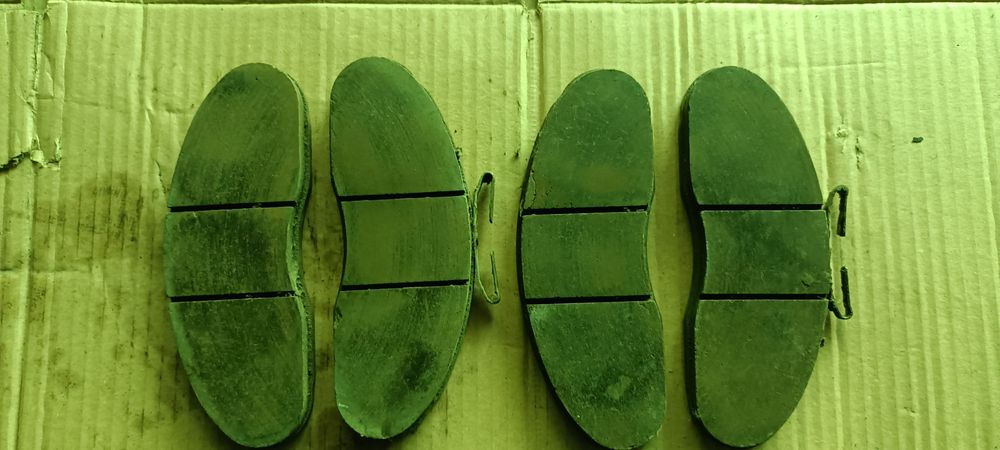 Plăcuțe frana Nissan Trade